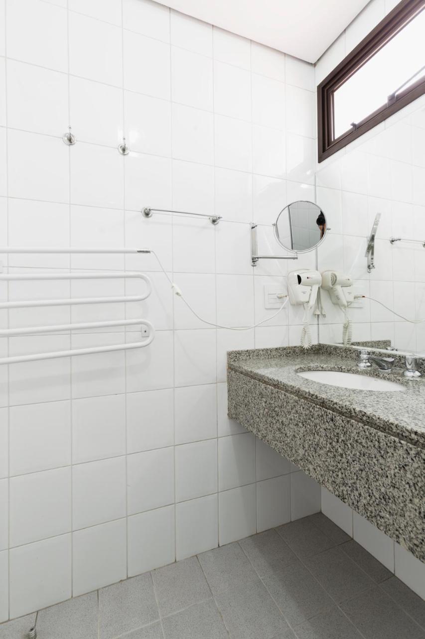 Saint Lawrence - 30M Metro Paraiso São Paulo Ngoại thất bức ảnh